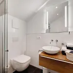 Apartmán Moor, Marsch Und *